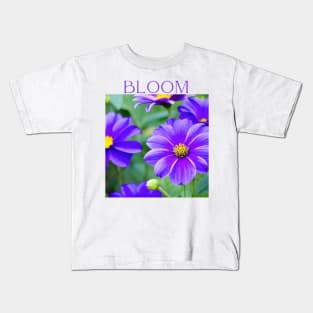 "Blossoming Beauty - Vibrant Purple Flower Tee, Spring Blooms Inspired T-shirt, Serene 'Bloom' Design, Aesthetic Floral Shirt" Kids T-Shirt